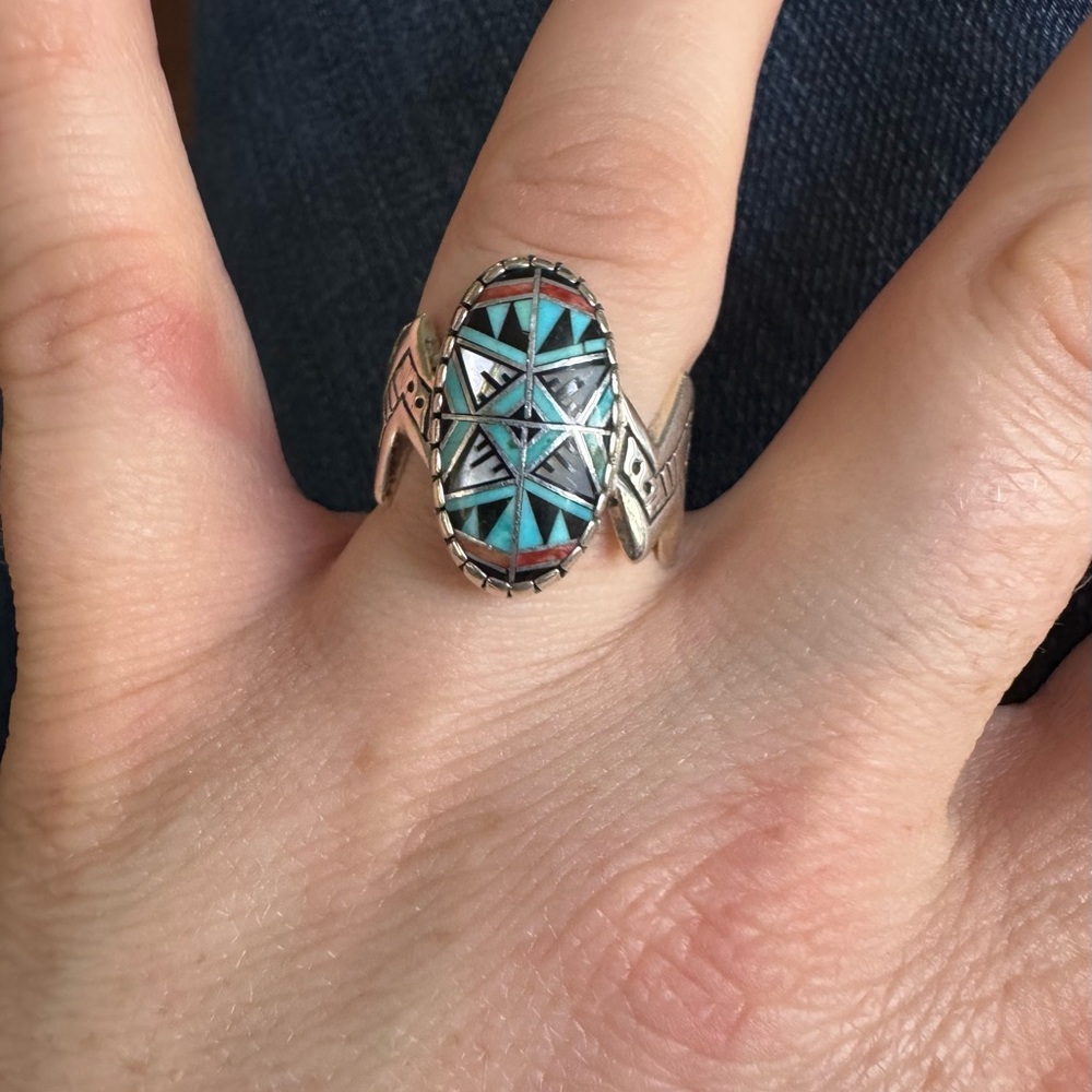 Roderick & Marilyn Tenorio, Kewa, Carolyn Pollack Sterling Silver Inlay Ring EUC